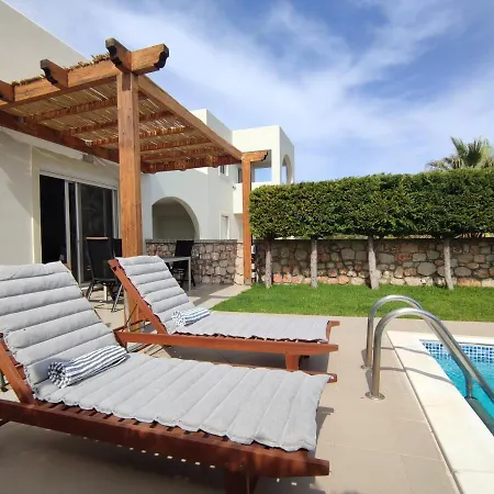 Apartman With Private Pool Just 3 Minutes From The Beach Haráki