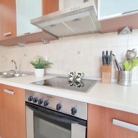With Private Pool Just 3 Minutes From The Beach
